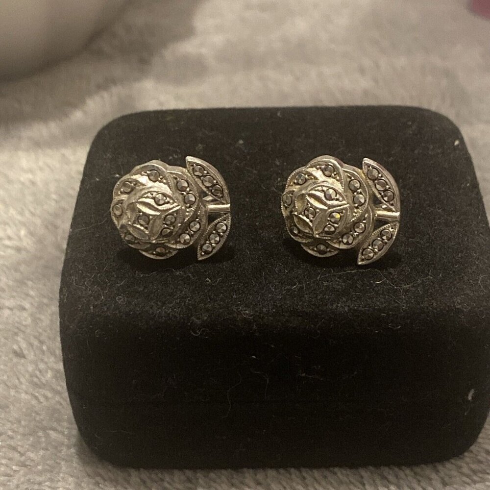 Vintage Pure 925 Sterling Silver Flower Screw Back Earrings